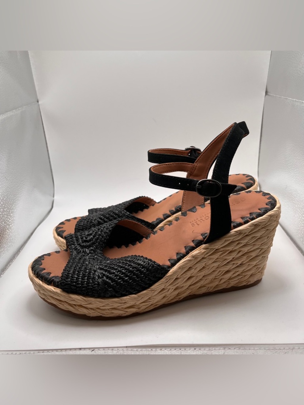 GENTLE SOULS Nomi Espadrille Wicker Woven Black Wedge Platform Sandals Size 11
